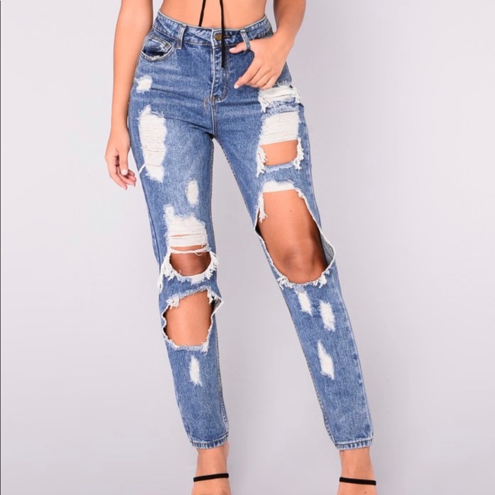Brand New FashionNova Boyfriend Jeans!